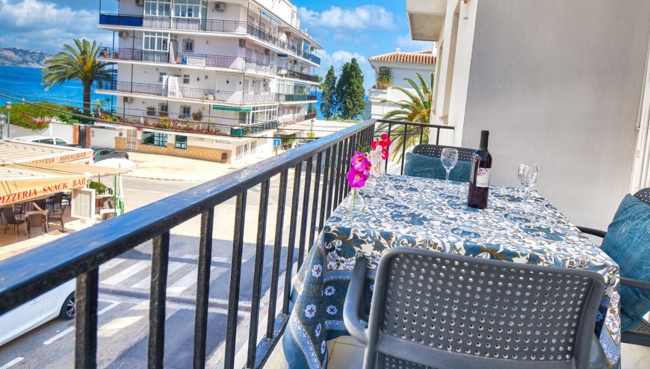 Nerja Center Apartment With Sea View Exterior photo